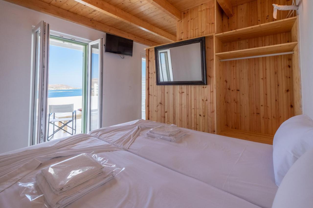 Lorenzo Studios And Suites Paros Náoussa Extérieur photo