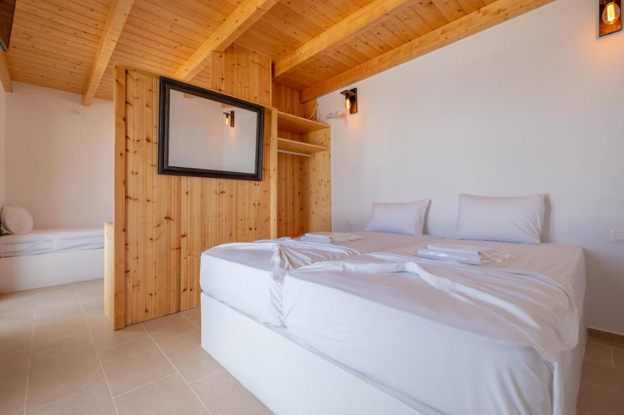Lorenzo Studios And Suites Paros Náoussa Extérieur photo