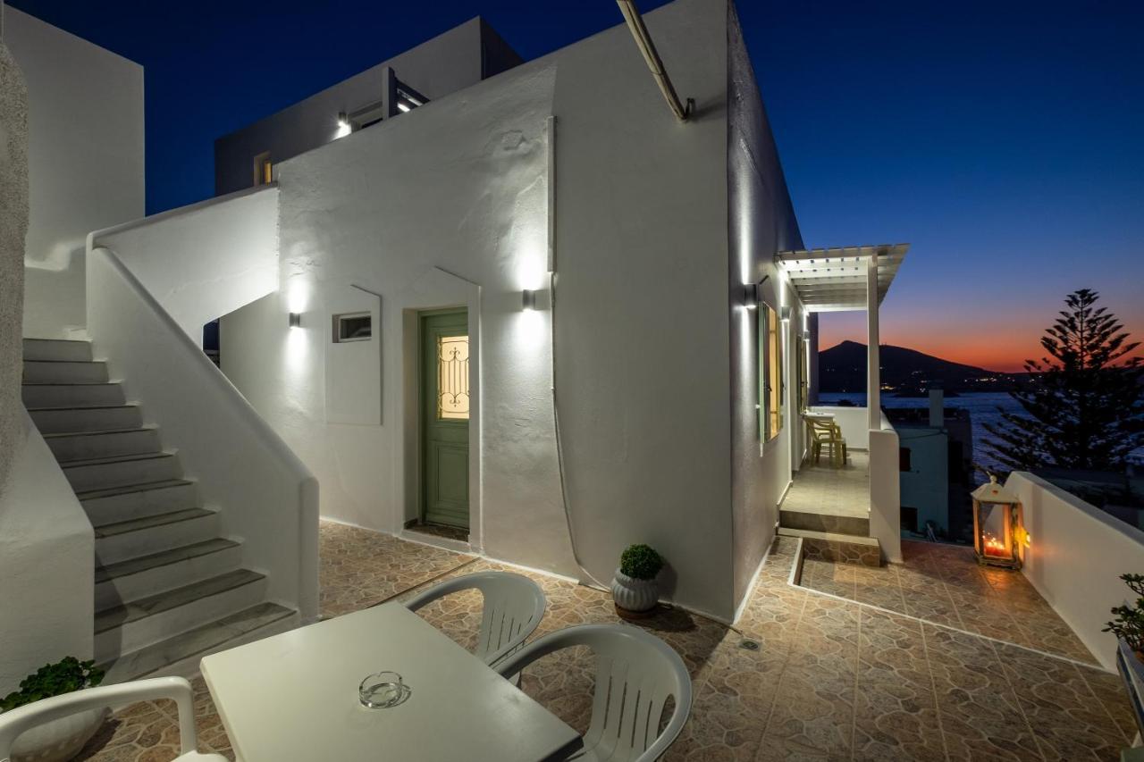 Lorenzo Studios And Suites Paros Náoussa Extérieur photo