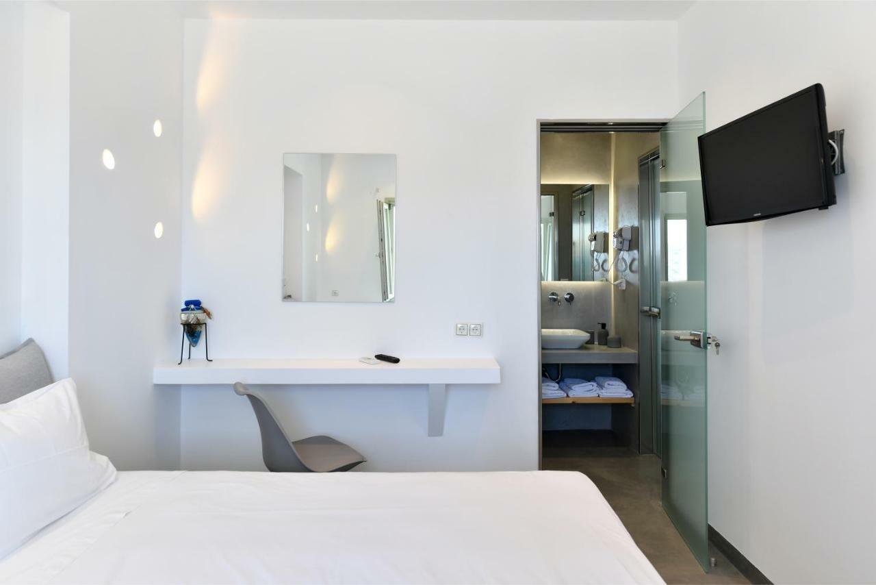 Lorenzo Studios And Suites Paros Náoussa Extérieur photo