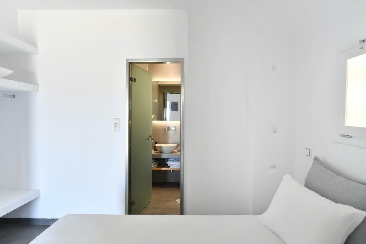 Lorenzo Studios And Suites Paros Náoussa Extérieur photo